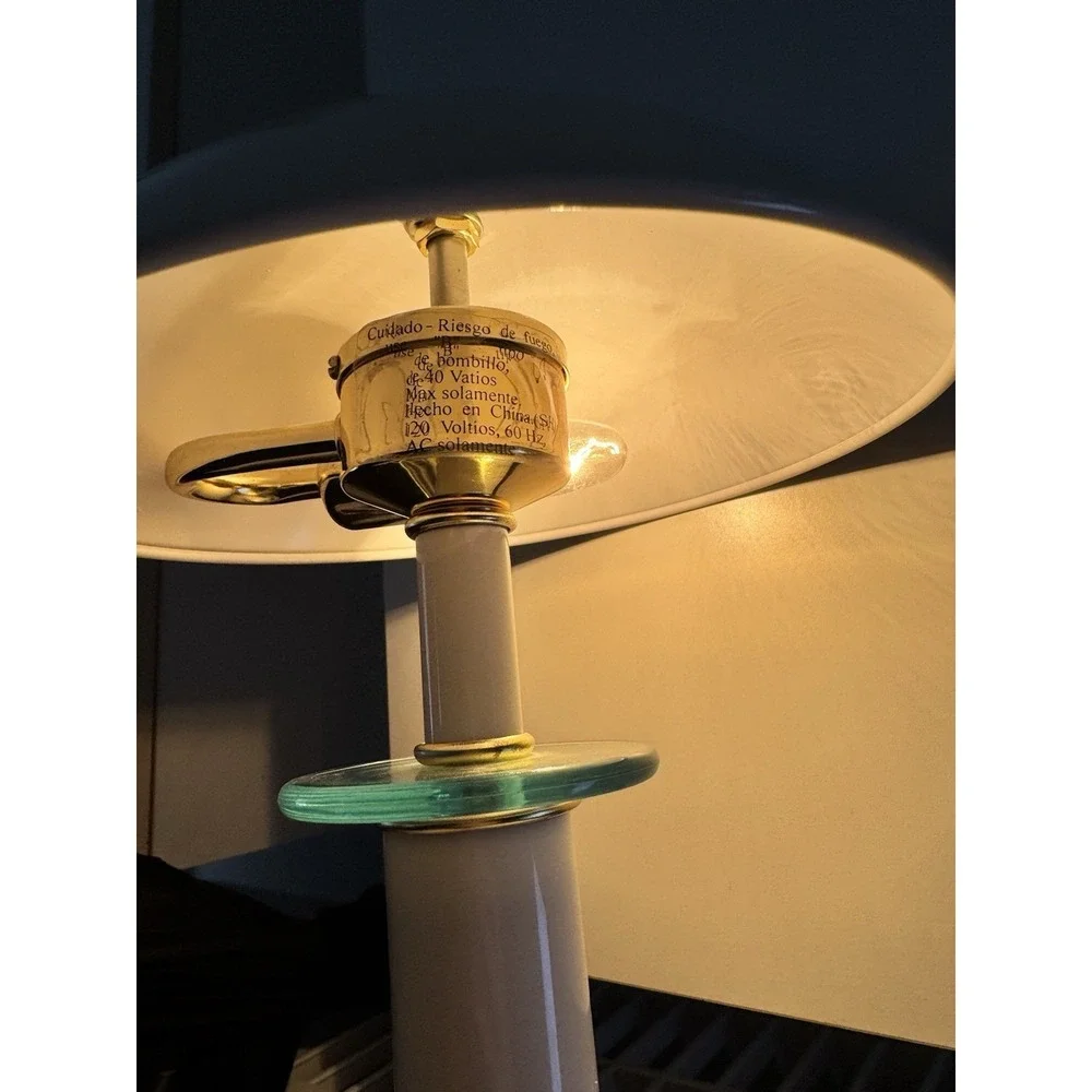 RETRO WHITE DOME MUSHROOM STYLE DESK LAMP 70s UFO Vintage Classic Light WORKS - Picture 4 of 9